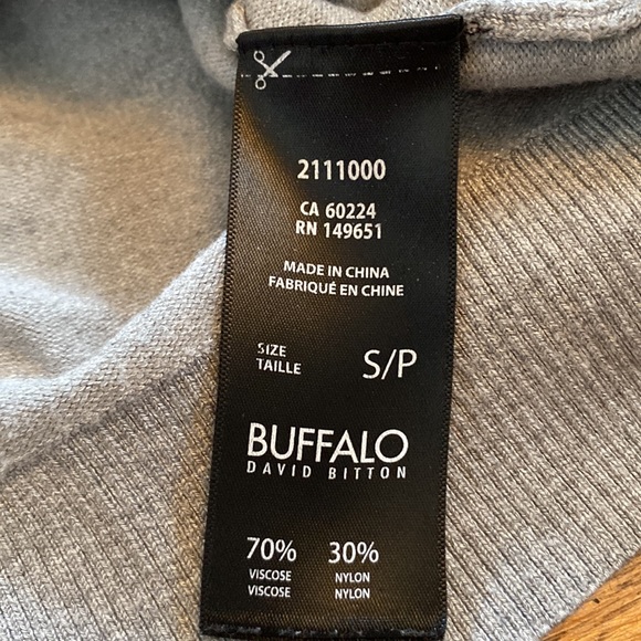 Buffalo Grey Sweater Sz SM - Picture 3 of 4